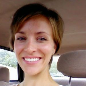 Meet your Posher, Carissa